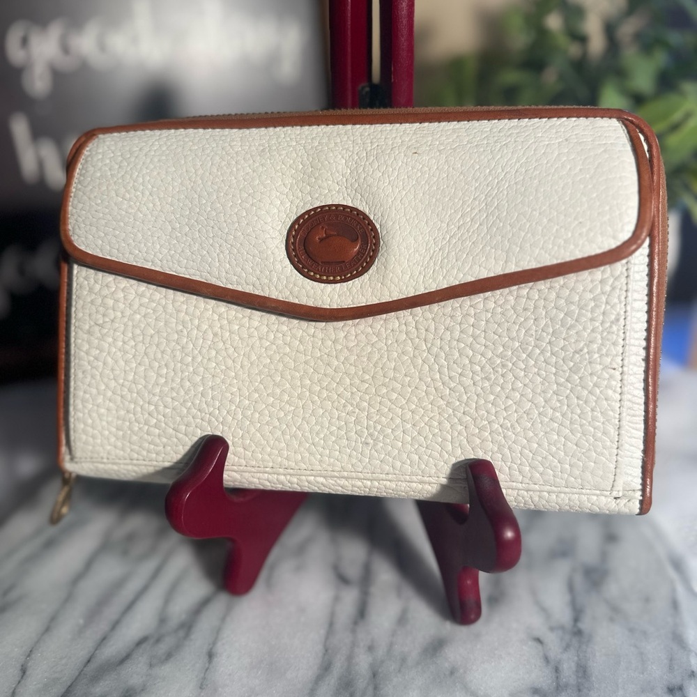 Vintage Dooney & Bourke all weather leather large wallet crossbody in Bone 8x5